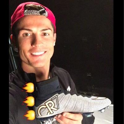 UT14Giveaways14's profile picture. Hi guys!Im going to be doing Giveaways&Bets for you on Fifa 14 UT!Regular Giveaways and betting on Real Life football games!DM&Follow me for info!