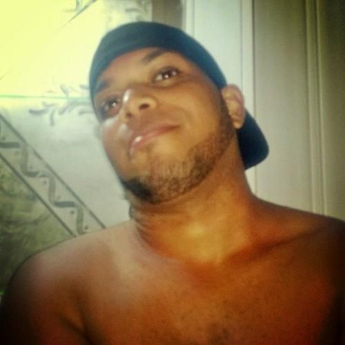 Tudo me é permitido mas nem tudo convém Tudo me é permitido mas eu não deixarei  que nada me domine.