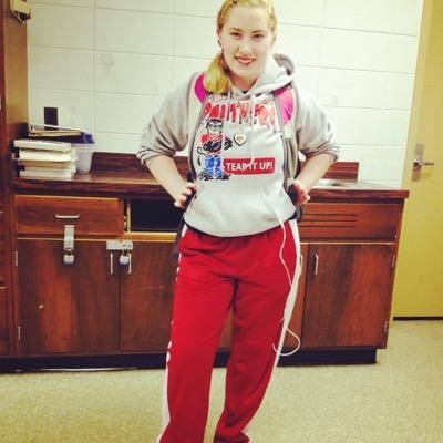im 18 years old. im a shy person, but when you get to know me, im a fun and a chill person. i love to sing and watch movies on the computer.