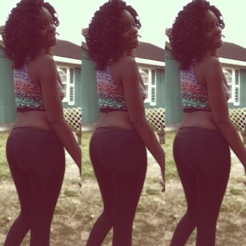 thicknessnunu's profile picture. 
