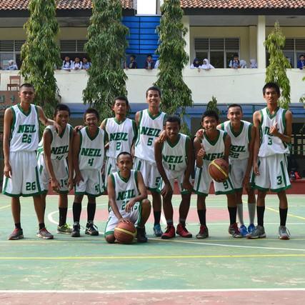 Saya hanya lelaki keturunan makassar yang gabisa bahasa bugis| @NE1Lbasketball #4