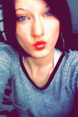 BrochardAmandi1's profile picture. 