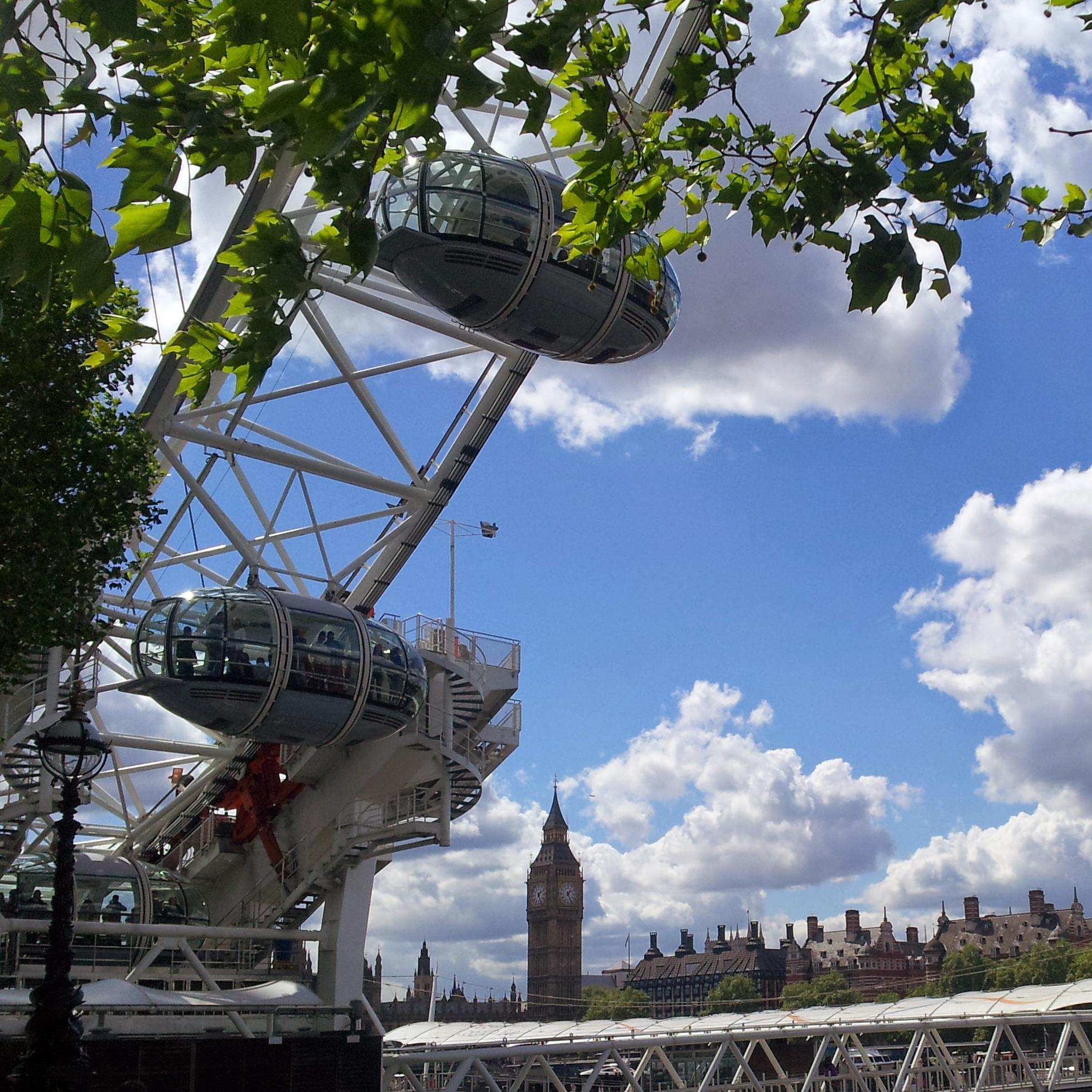 ValeVerde80's profile picture. I'm a dreamer of Arts and Architecture.. I got a lot of passions, and a life of surprises every day.