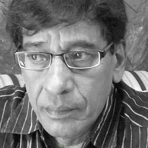 theater actor, director and acting teacher in Mumbai, India.
अभिनेता भारत भवन भोपाल रंगमंडल। रंगमंच निर्देशक। सन् २००२ से अभिनेताओं को अभिनय का प्रशिक्षण ।