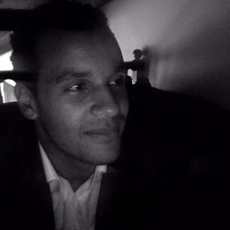 efrenchito's profile picture. 