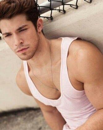 25/ Hijo de Phillip. Modelo — Bisexual [#FeeRol]