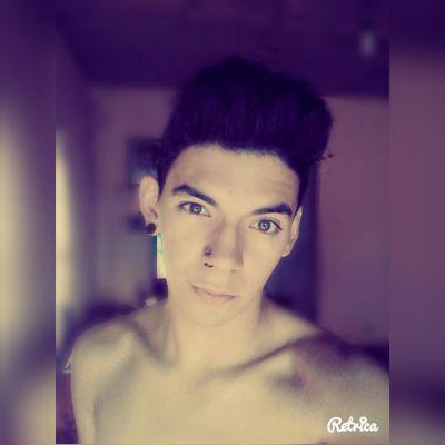 FB: http://t.co/TV4ELuDnv5…  whatsapp: 1150144896