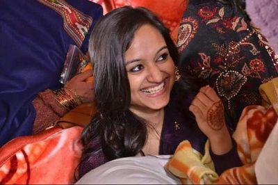 anubhutii's profile picture. opines obsessively