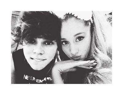 “Can we lose our minds, and call it love             for the last time.”                                     DMS & Layouts for Ariana, 1D & 5SOS
