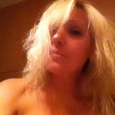 raniaaggelidou's profile picture. radio hostess art fm 90,6