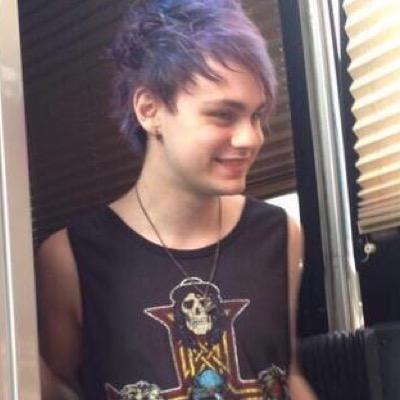 all the things michael gordon clifford feels like and things he should be reminded of every day (ﾉ◕ヮ◕)ﾉ*:･ﾟ✧