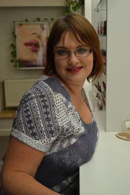 AnnijaViola's profile picture. 