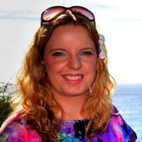 Brianna Perry (@bri_sings) 's Twitter Profile