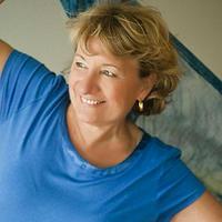 Lydia Floren (@bebelovedlove) Twitter profile photo