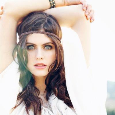 17|Semidiosa hija de Frederick Chase y Atenea|Mi novio es el sesos de alga llamado Percy Jackson| NUNCA TE FIES DE UNA ARAÑA
