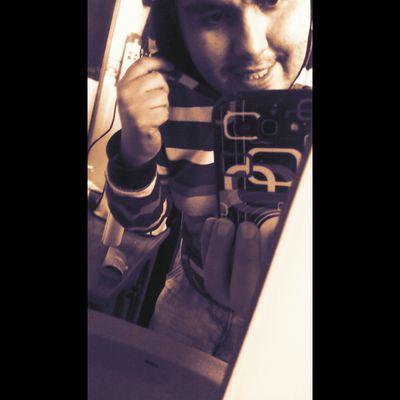 hola soy nuevo  en  esto ☺ / me llamo  camilo mesías gomez  tengo 21 soy de universidad de  Chile ❤ / Soy de Chile  de Puerto montt
