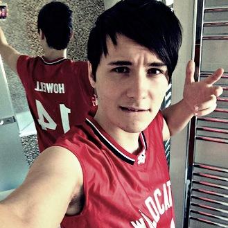 this is a free follow from @damnthatphan! please follow me there if you like :3