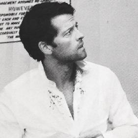 FeatheredSeraph's profile picture. ❝You are going to fall for him in every possible way, and it's going to hurt, but you'll always stay.❞ | ⌠ My atonement is forever unattainable. ⌡ | {|MV|Gay|}