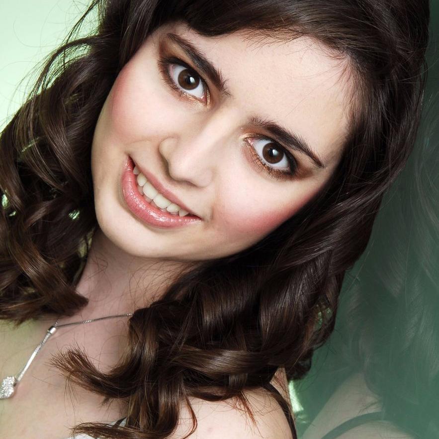 slainieyvette's profile picture. Hey I am Slainie. I'm from Vancouver and I absolutely FOLLOW BACK, also retweet for retweet. Just follow me for followers and watch! ^^