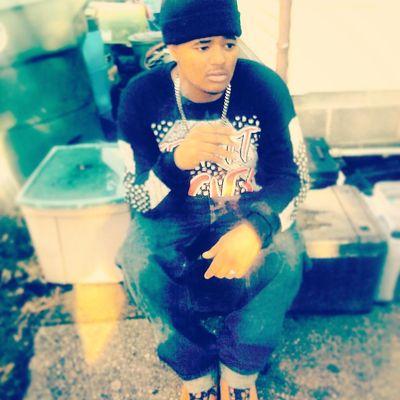 Grind Hard For my newborn (Davon)Trill nigha 2 da dealth of me! BIG DAWG 2 DA BLOCK! Multi tasking nigha (I'm here , im there's)Hold it down for my family @ hme