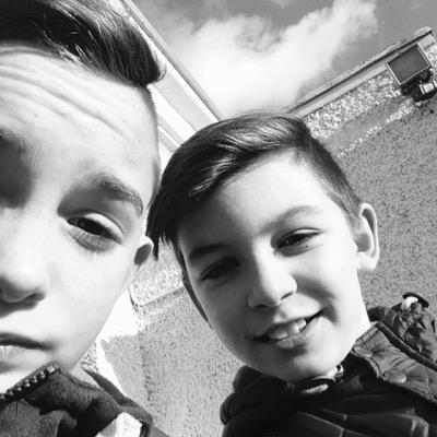 text me at jordanslugs@icloud.com or phone number 0852079907