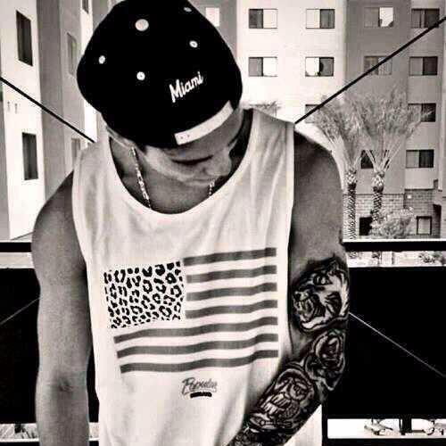 Justin Drew Bieber #Believe // Life is the best place to play. #Guitarist