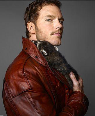 Soy Peter Quill pero llamame Star Lord y voy en compañia de mis amigos! Nos hacemos llamar Los Guardianes de la Galaxia