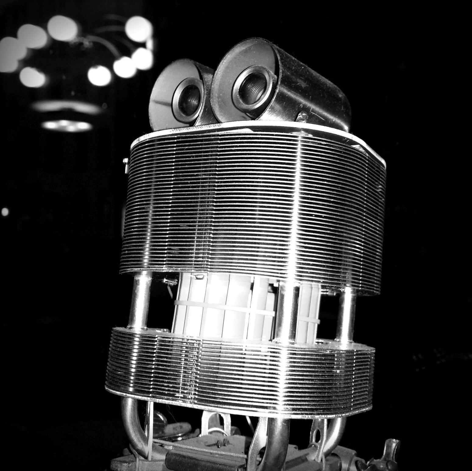 Follow us for great daily news about #Robots, #IOT, #startups #Bitcoin, #hacking and #AI and new technologies.