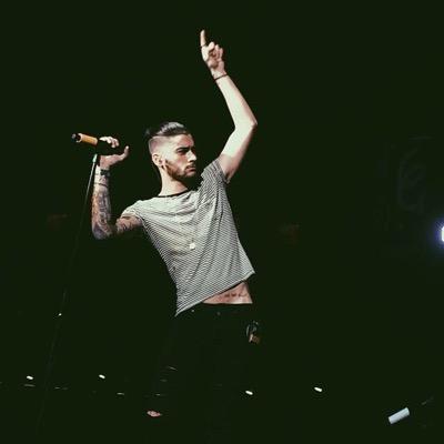@zaynmalik is the love of my life. ❤️| Harry & Zayn are meant 2 be. Zarry 4 Lyfe.