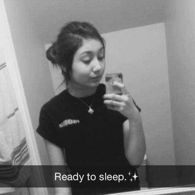 Dreamer. Musician. longboarding. life quote: what happened, happened. The Neighbourhood❤️