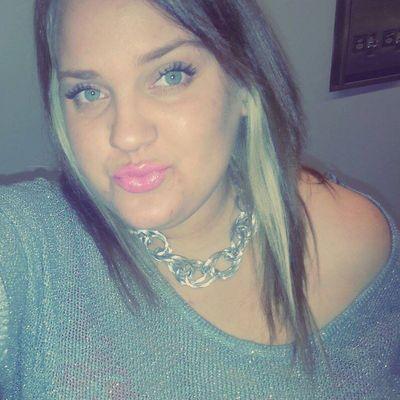 VickyMaeSecretz's profile picture. I know I'm SUPERRR late, but waddup Twitter