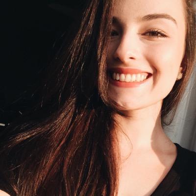 Libriana, 19, estudante de medicina veterinária
