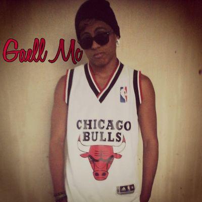 Cantor de rap,integrante do grupo Máfia Mc's,tem 18 anos e é maloqueiro