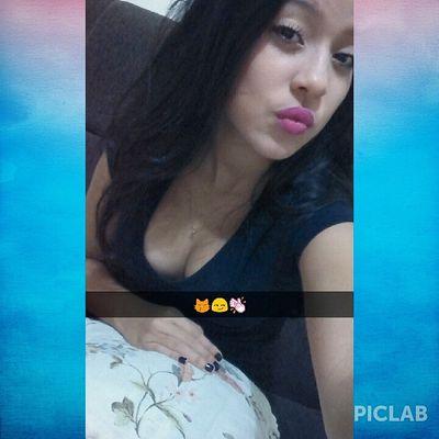Essa mina é discrição é massa  de manobra, não vale o perfume e as brisa que rouba. ✌