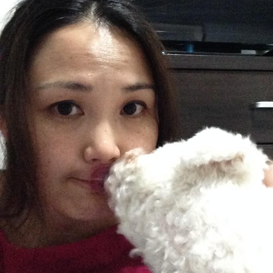 itsakiko's profile picture. Maybe I need to re-think this, keep getting reminded I have to use #hashtags