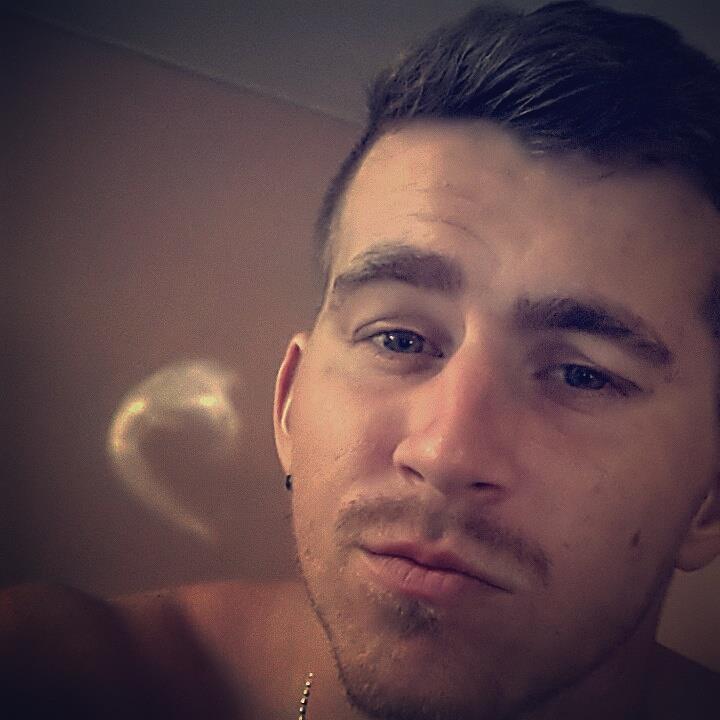 DAN_GYMADDICT's profile picture. Natural Bodybuilder,    Facebook = Daniel Macca McConnachie , Instagram = DAN_THEGYMADDICT follow me!