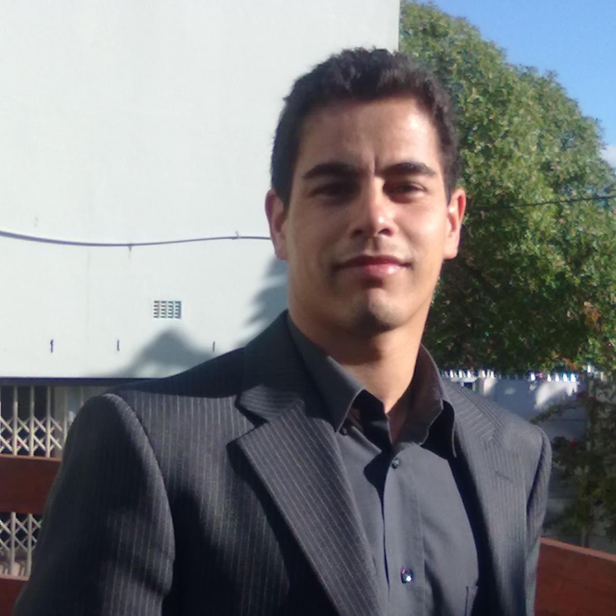 jw310876's profile picture. By day I facilitate learning resources for college students. In quiet hours I'm immersed in literature, media, SMEs, start-ups. I am an elancer in the making.