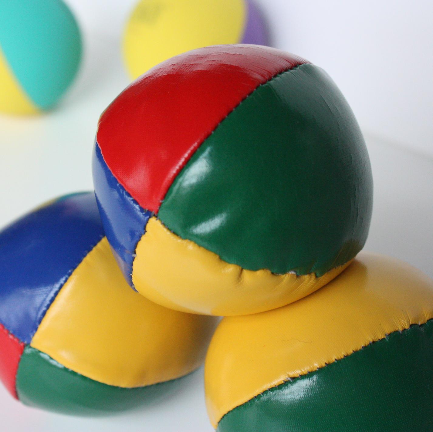 Magic_Juggling's profile picture. 東北芸術工科大学公認サークル 奇術部の公式アカウントです。マジックやジャグリングを中心としたエンターテイメントを美大らしい切り口でお届けすることを目標に活動しています！出演依頼はウェブサイトからお願いします(^^)
/新メンバー募集/兼部可能/未経験者OK/出張公演やってます/TUAD M&J CLUB