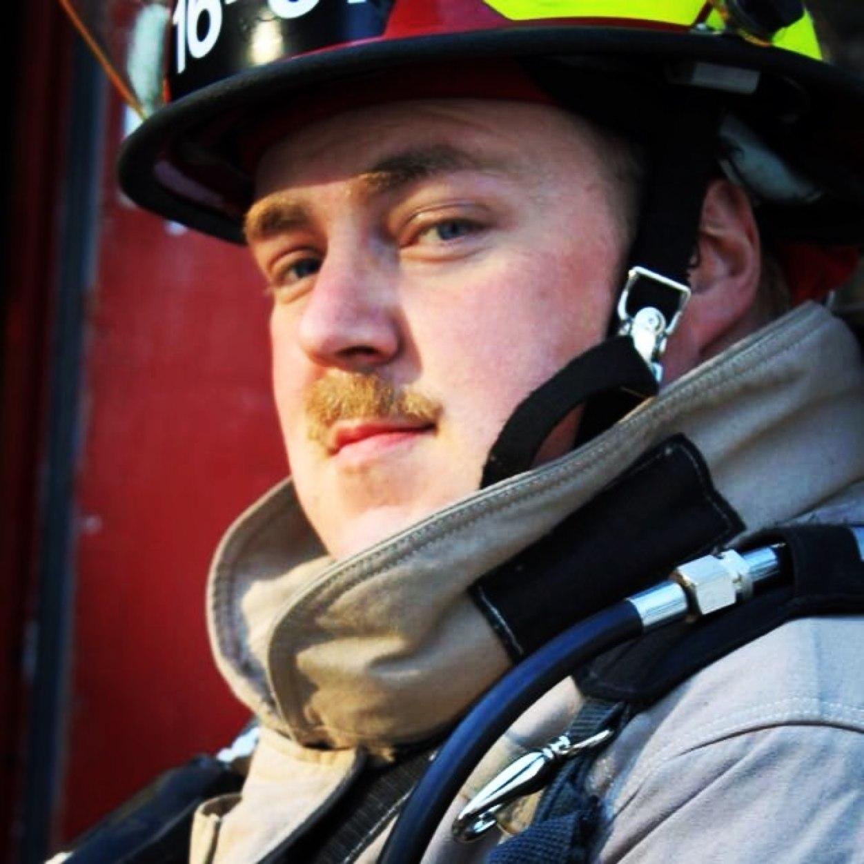 I like loud music. Part time firefighter, full time asshole.