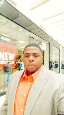 DonielLovely's profile picture. 