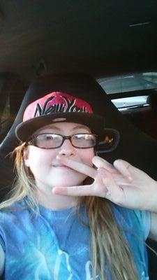 randomblogs_s's profile picture. wots up guys and gals so I'm a youtuber trying to have some fun if you would be so kind to go give my vids some loving and subscribe if u like them