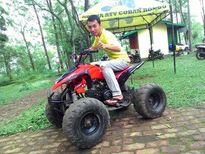 Mencintai ilmu pengetahuan, traveling, adventure, dan suka makanan tradisional. Asal dari kota Gunungsitoli (Sum-Ut). Kuliah di UMM.
