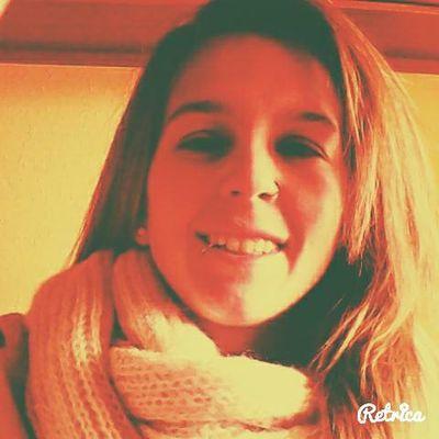 10Estheer10's profile picture. 