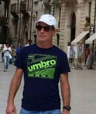 fiting33's profile picture. 