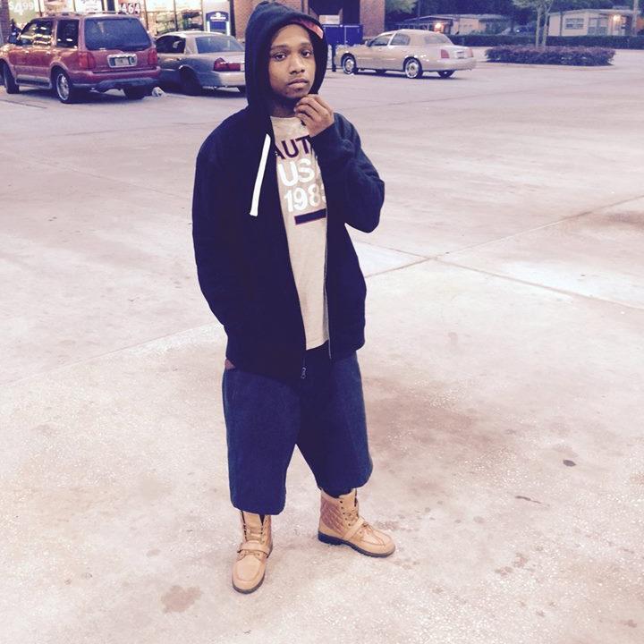 GOD1ST, MONEY2ND, FOOD3RD, PUSSY4TH......FREE MY #300s R.I.P.McNish&HOOVER.......& THIS #OFF.