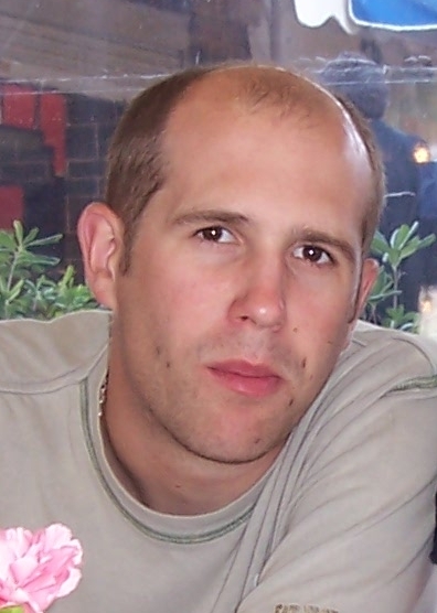 Geek, Dad, Perl hacker, internet addict, liberal, political nerd