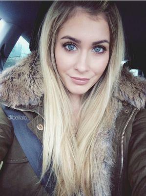 _Bellafanpage_'s profile picture. Bella Retweetet : 22.03.15❤❤ Wunsch? Das Bella folgt*-*❤