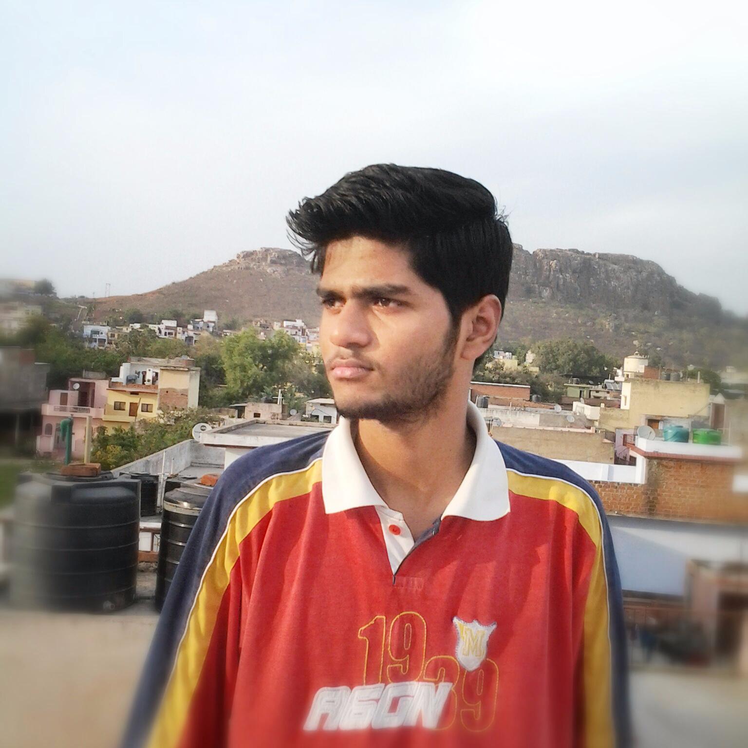 ekanshtartey's profile picture. 