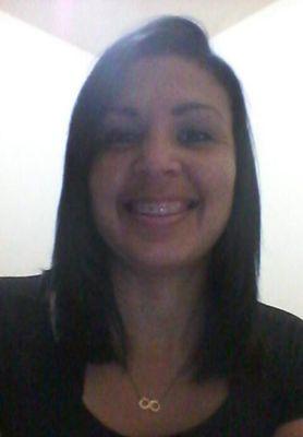 Toda pedra do caminho vc pode retirar..uma flor que tem espinhos,vc pode se arranhar...se o bem e o mal existem,vc pode escolher...é preciso saber viver!!!!!!