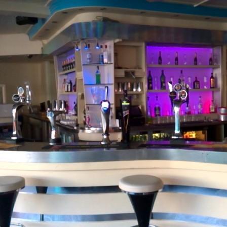 We offer a range of drinks, Live music and the best Saturday night party in Pudsey with Live DJ's